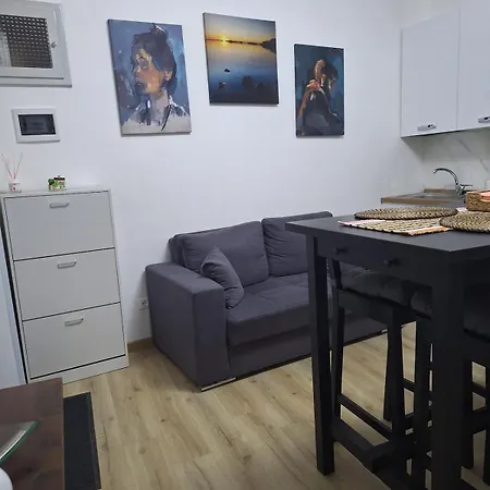 Black & White Tatil Evi Palazzolo Acreide